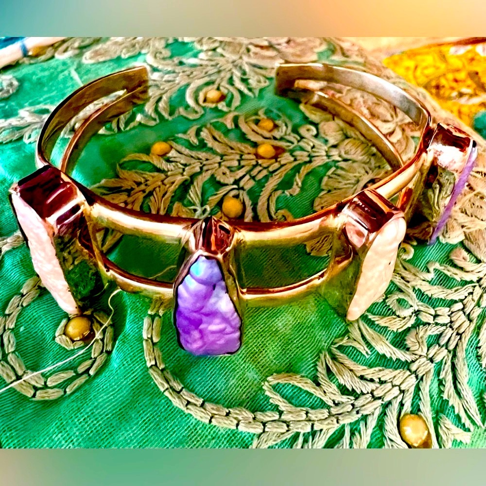💜 Purple/White Iridescent NATURAL PEARLS DYED/950 STERLING SILVER CUFF BRACELET